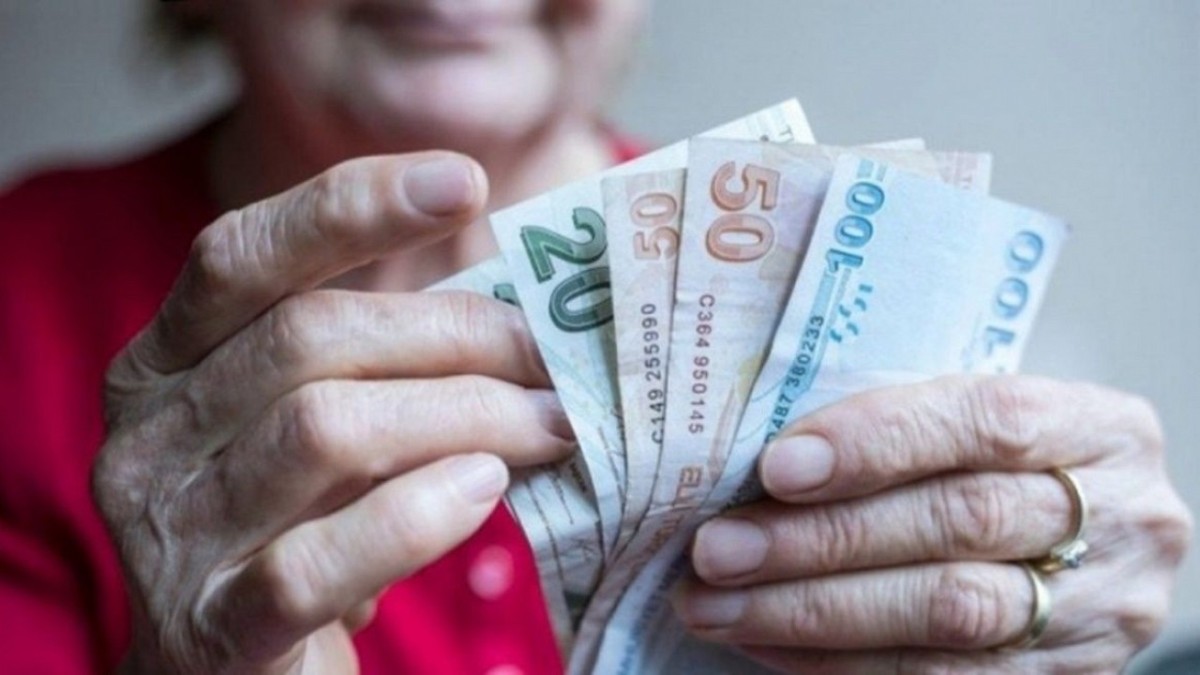 11 Milyon Emekli İçin BAYRAM Sevinci! Emekliye Bayramda 15000 TL Ödeme Verilecek