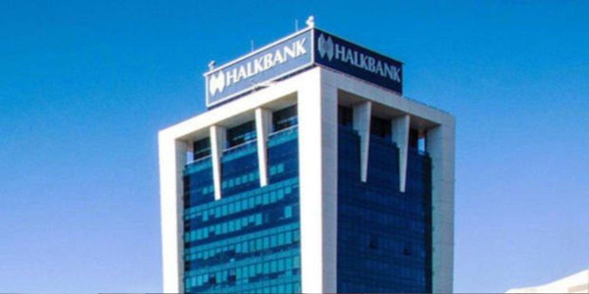 Halkbank’tan Ucuz İhtiyaç Kredisi Kampanyası! Emekli Vatandaşlara 250 Bin TL Veriliyor