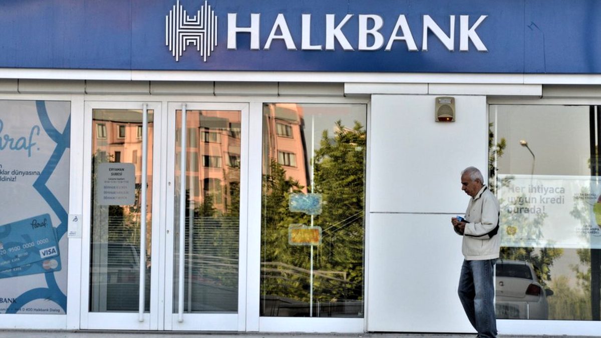 Halkbank banka hesabı olanlara dikkate değer açıklama geldi! 3 gün içinde işlem yapmanız istendi!