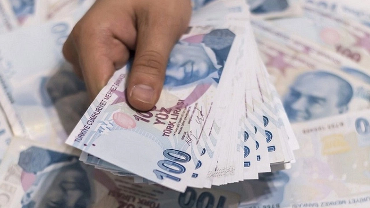 Az önce açıklandı: SSK, Bağkur'luya maaş + 15 bin TL ilave gelir! Emeklilere Eylül'de bir ek ödeme daha! SGK anlaşmayı sağladı!
