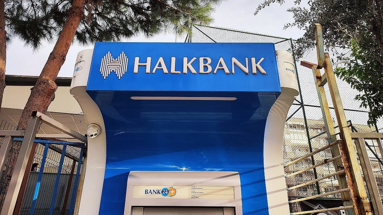 Halkbank'tan emeklilere masus olarak: 210.000 TL kredi kampanyası başladı! 24 ay vadeli!