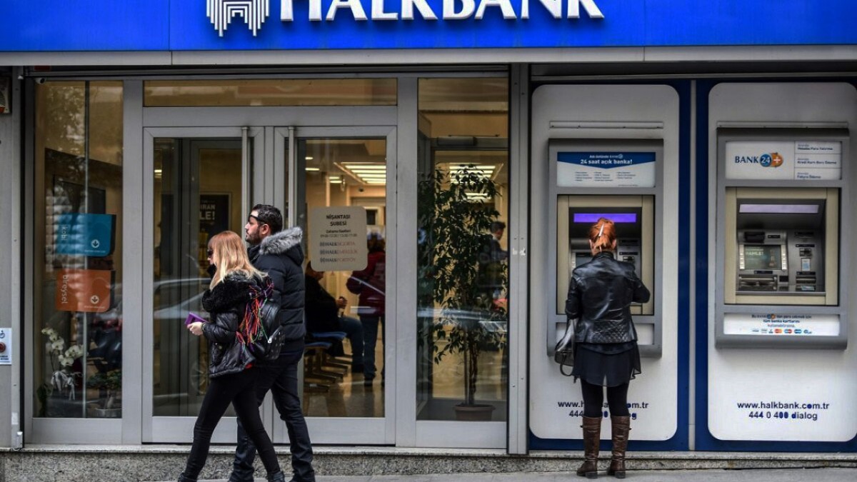 Halkbank'ta hesabı olan kişilere yarın 09:00'da açılıyor! 5 gün içinde işlem yapan 50.000 TL alıyor