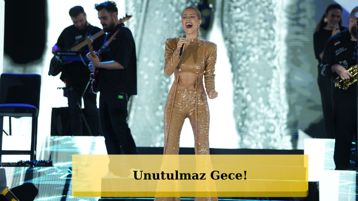 Bursa'da Bal Tadında Konser! Derya Uluğ ve Nişanlısı Asil Gök'ten Sahnede Aşk İlanı!