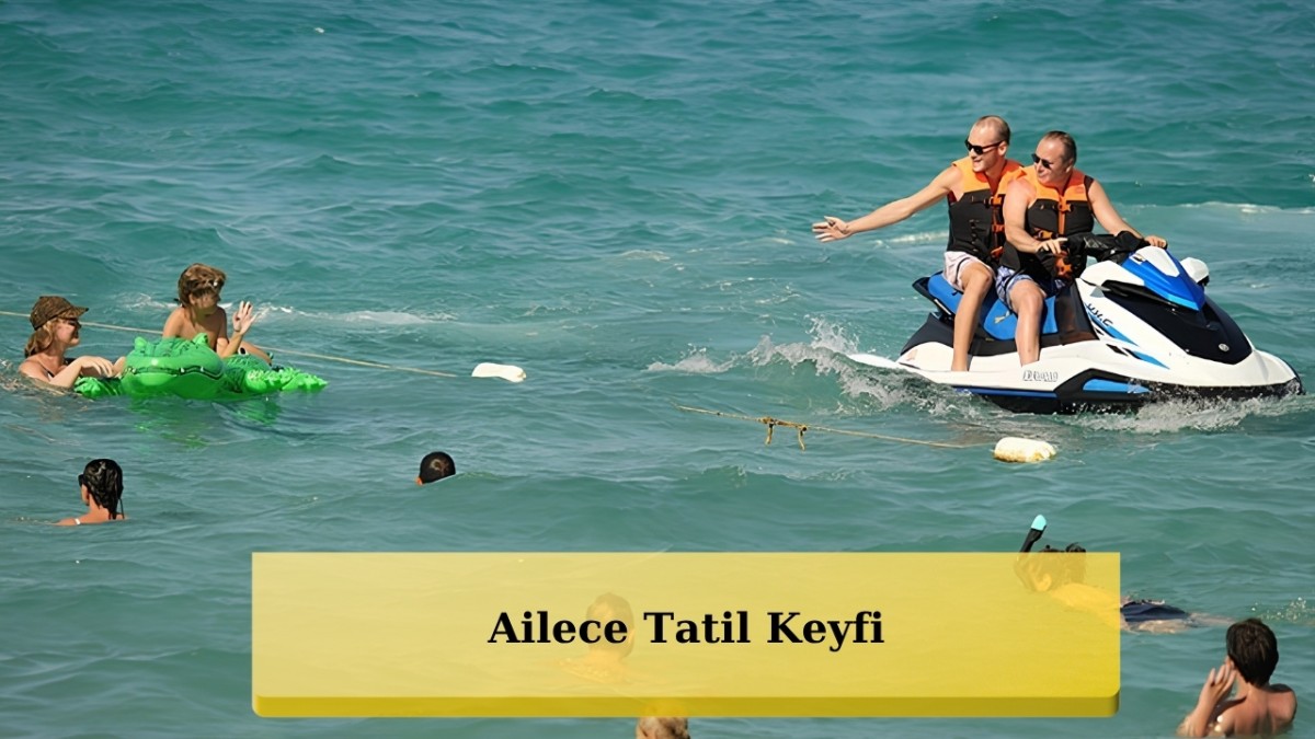 Şoray Uzun Çeşme Tatilinde Ailesiyle Görüntülendi