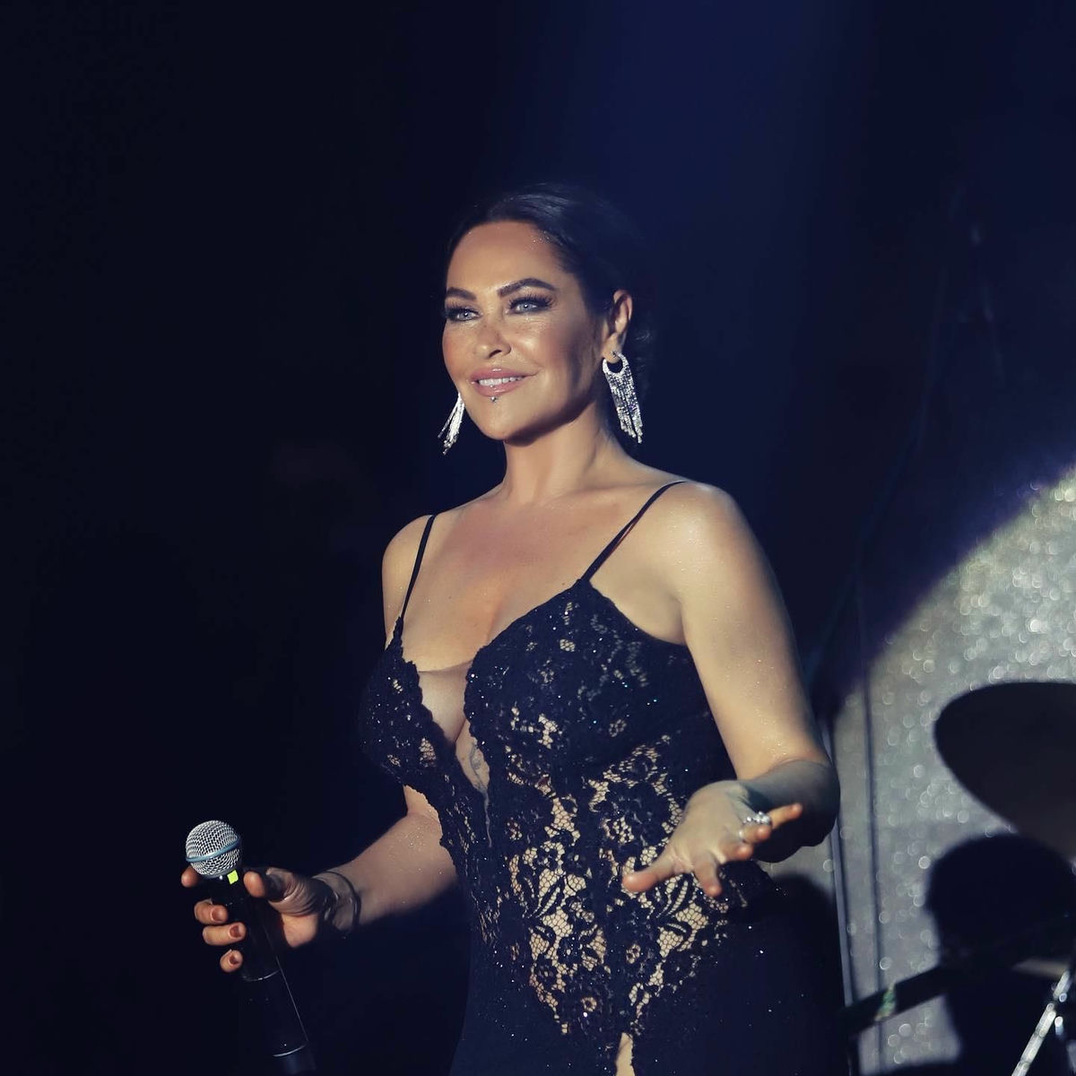 Bölüm Başı 250 Bin TL'lik Anlaşma Kâbus Olmuştu: Hülya Avşar'ın Ücret Davasında Beklenmedik Gelişme!