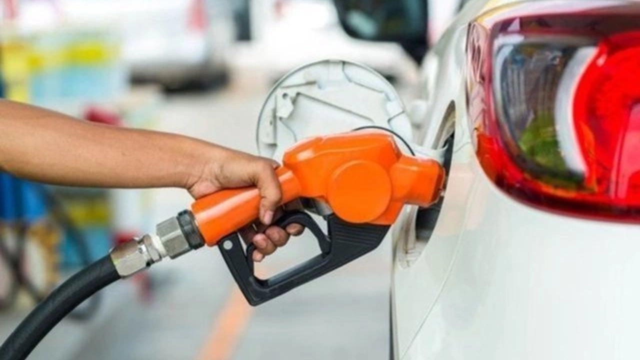 Son dakika haberi: Benzin fiyatlarına okkalı zam geliyor: İşte güncel litre fiyatları
