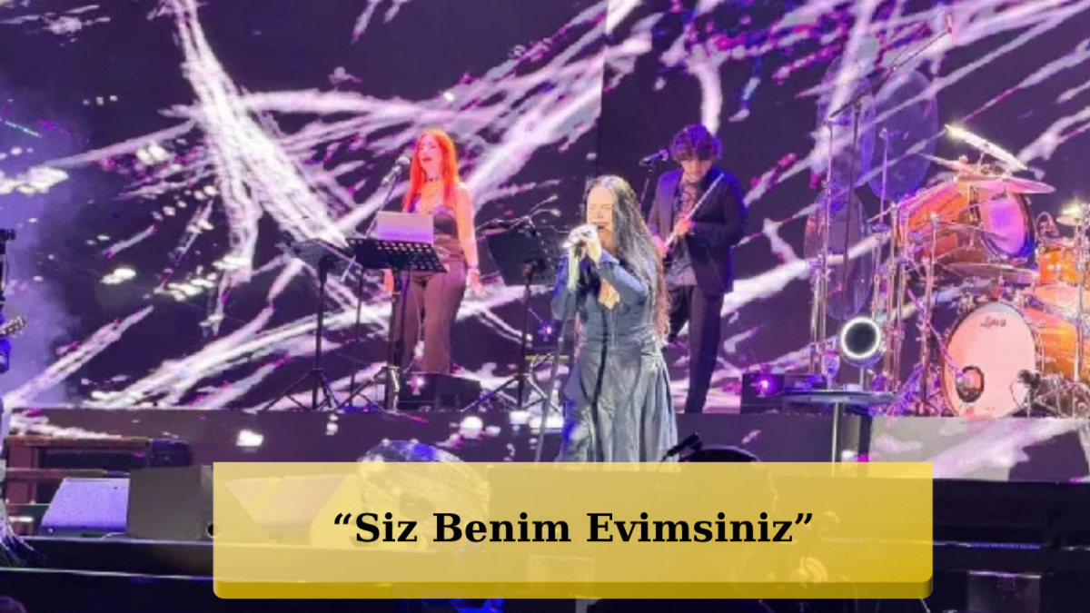 İstanbul’da Tarihi Gece: Şebnem Ferah Yeniden Mikrofon Başında
