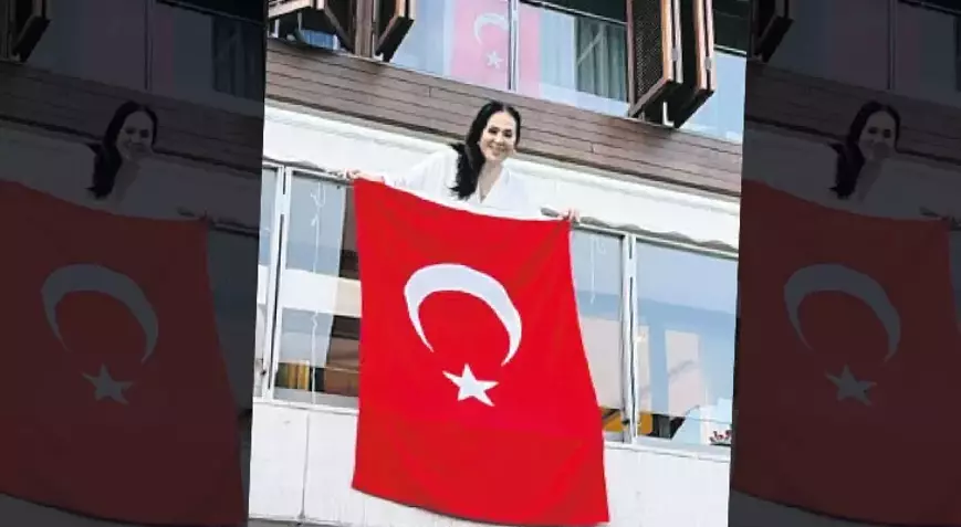Türkan Şoray: ‘Cumhuriyet çok yaşa’