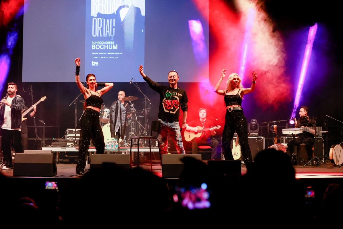 Serdar Ortaç'a Avrupa'da rekor ilgi