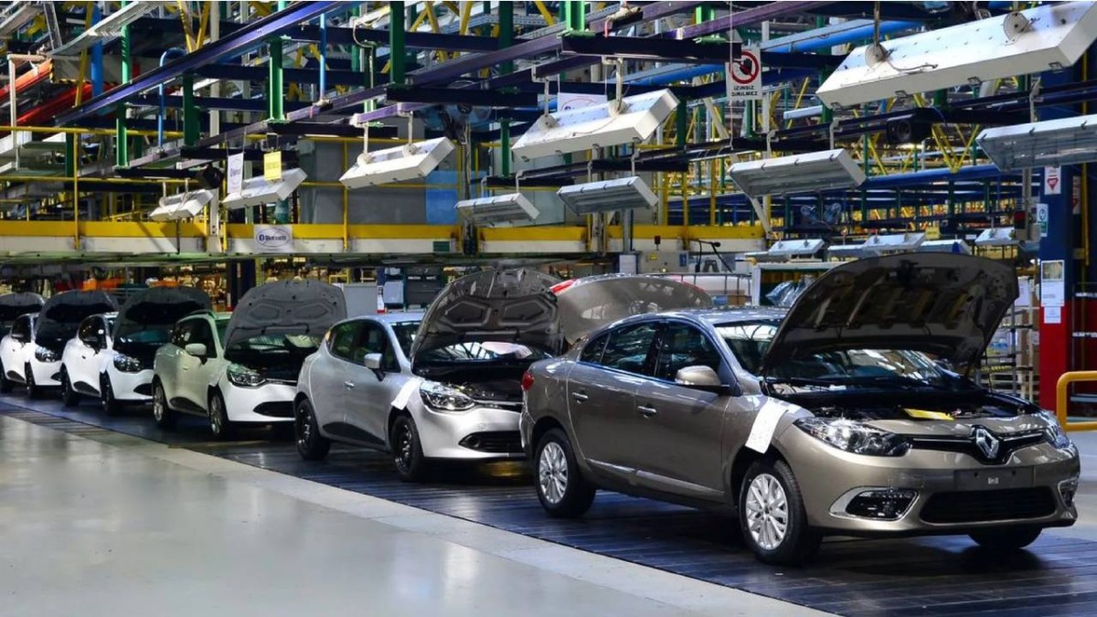 Otomobil sektöründe yeni dönem başladı! Fabrika çıkışı garantili 2. el araba satışları başladı