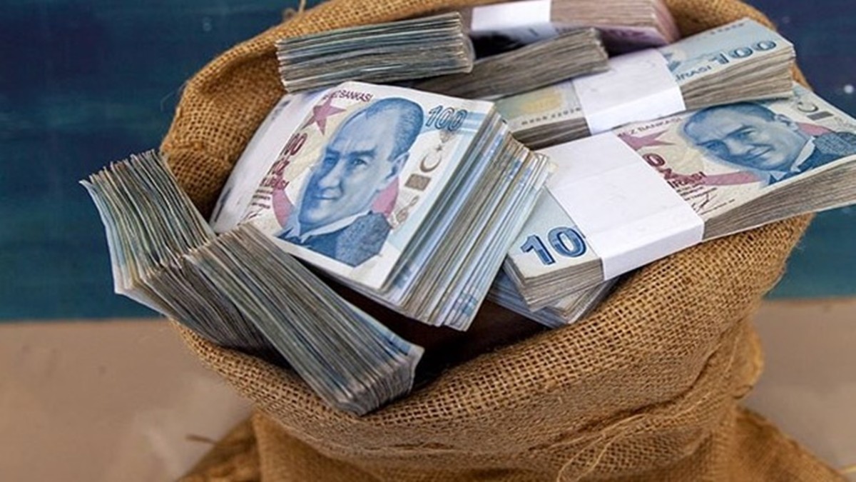 Merkez Bankası Faiz Artışıyla Mevduat Faizleri Rekor Kırıyor: 605 Bin Lira Faiz Getirisi!