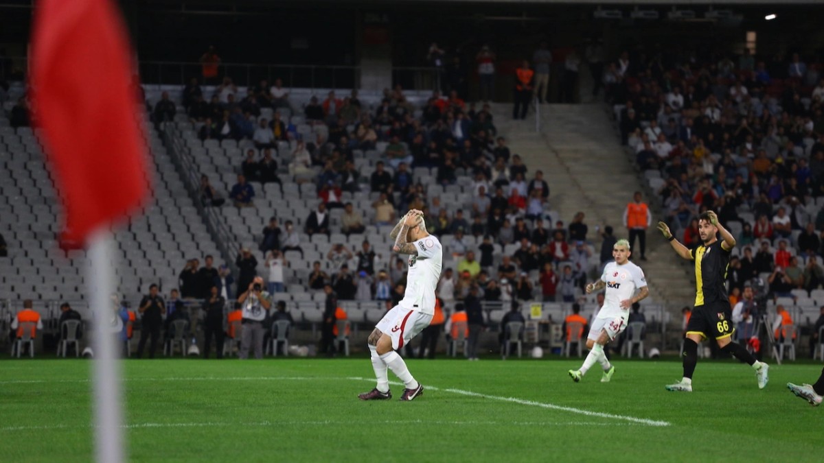 Galatasaraylılara saç baş yolduran penaltı! O gol nasıl kaçtı Icardi