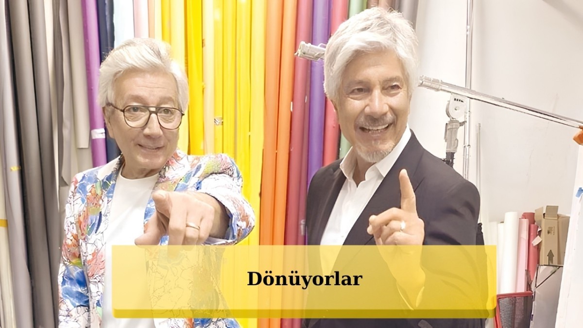 Şahane Pazar 25 Yılın Ardından Tiyatro Sahnesine Dönüyor