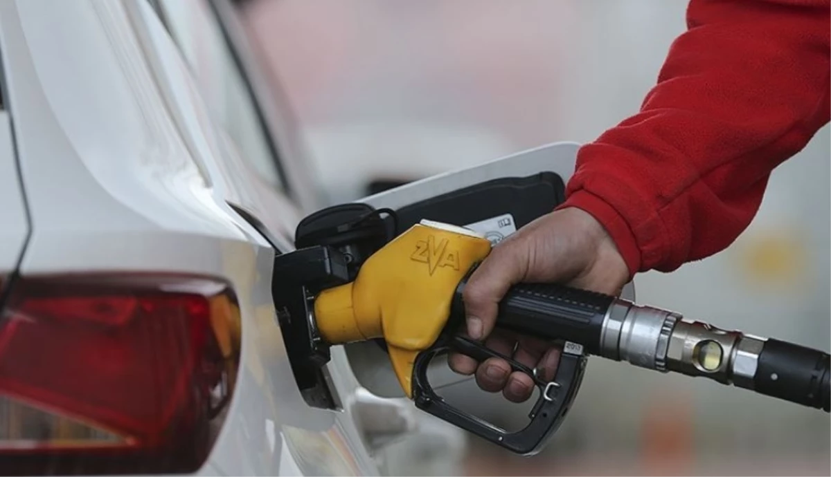Petrol Piyasasında Belirleyici İki Yeni Gelişme1 Akaryakıt fiyatları düşecek mi?